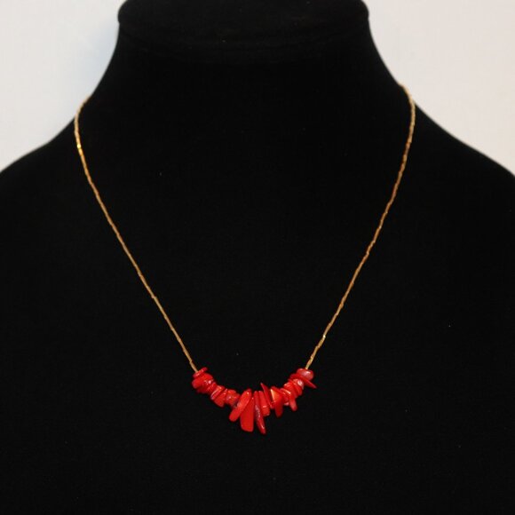 NWOT Liquid gold and coral beaded necklace 18" - Picture 1 of 6